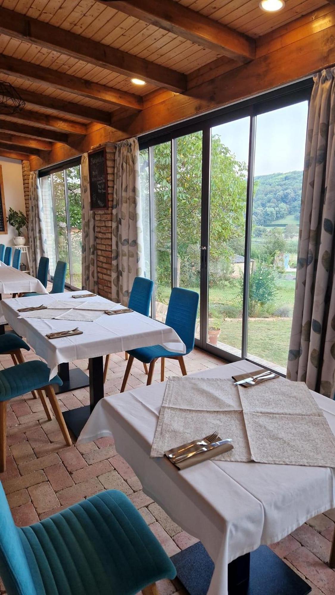 Ferienwohnung Vaj Bisztro Es Vendeghaz Palkonya Exterior foto